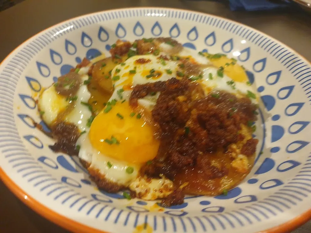 Konstantinos Tentzeris_Reina Bistro Bar_Olula del Río_review