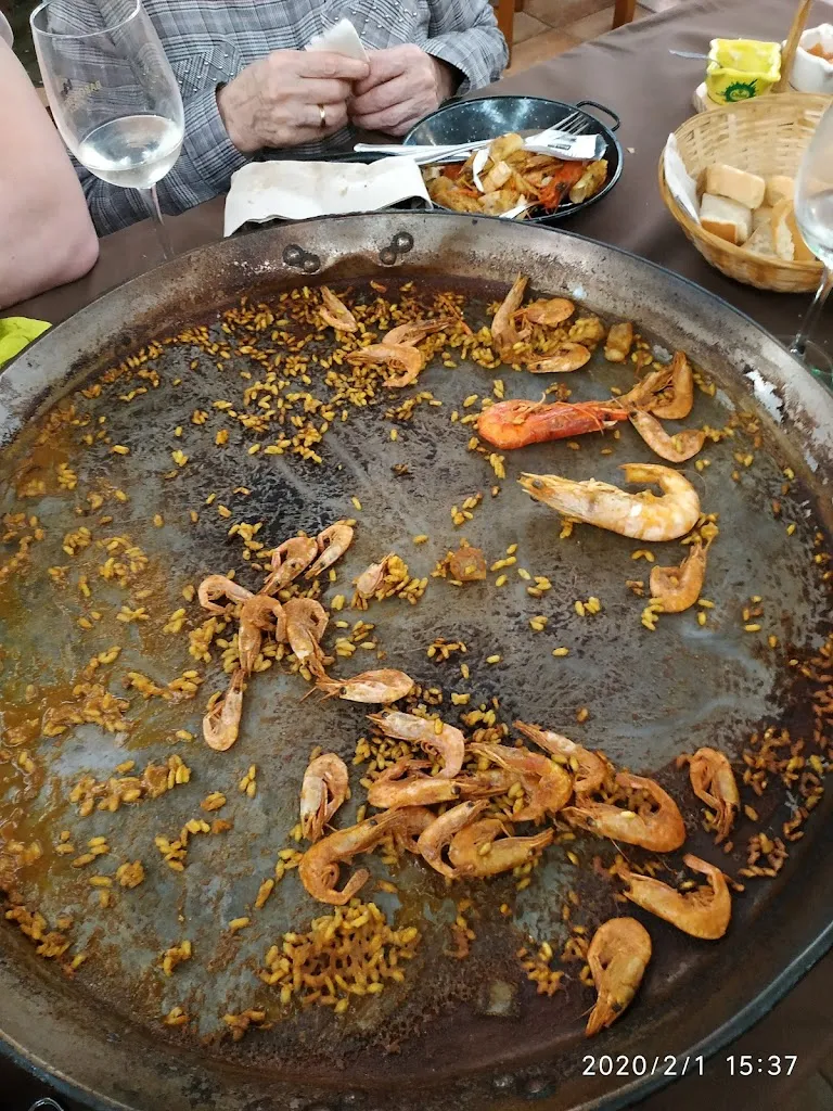 Stella Elsa Tzorou_Restaurant Puerta de Hierro SL_Albal_review