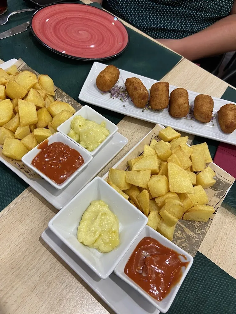 Franck Contassot_Restaurant La Forqueta_Alberic_review