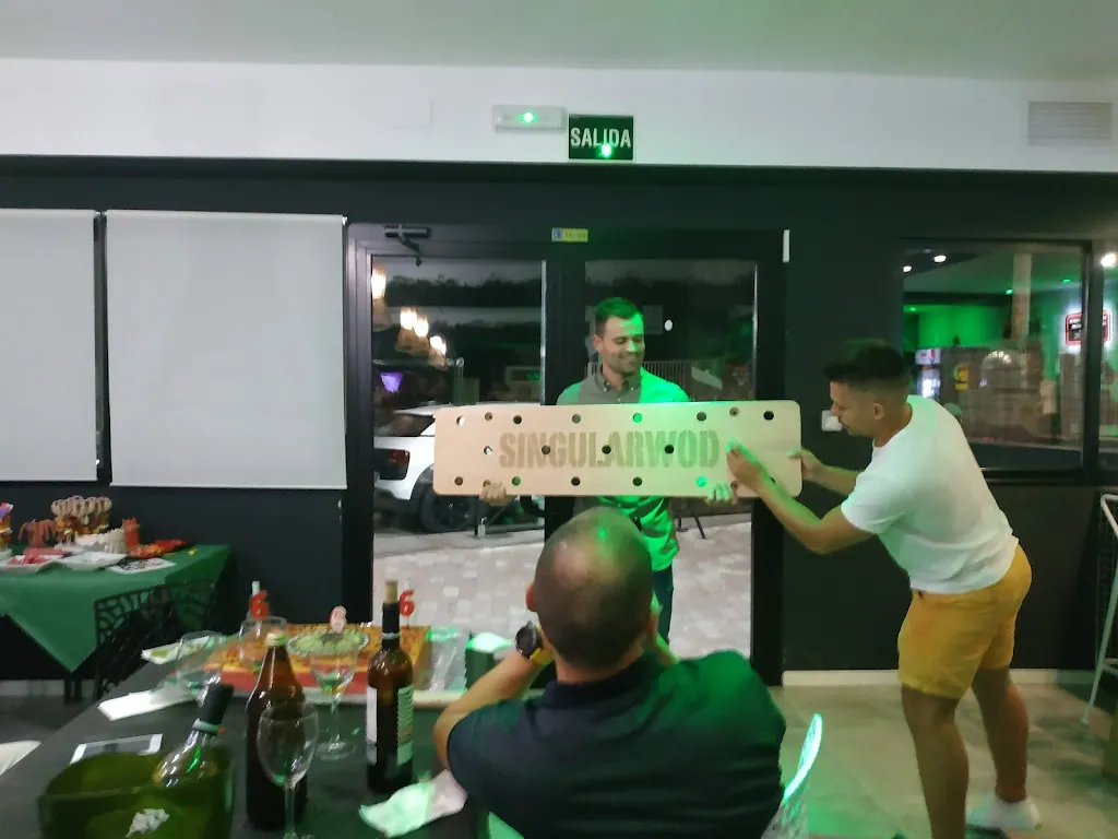 Venice Food & Music restaurant in Alberic