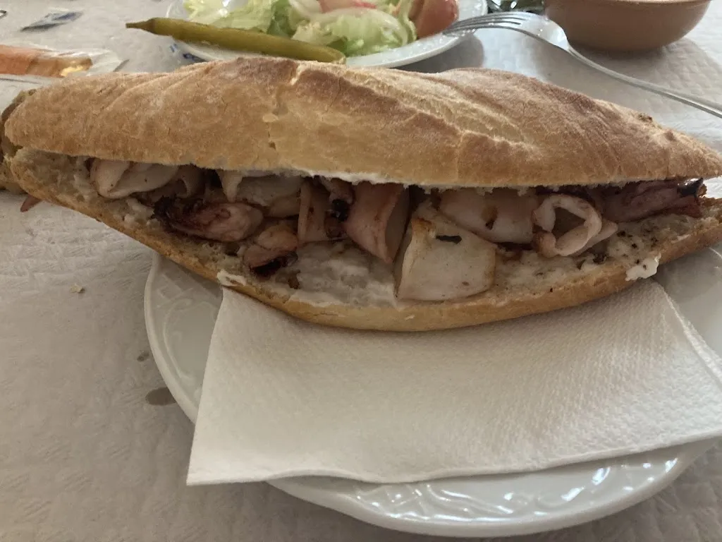 Bar Restaurante Carlos_Alberic_slider_image_3