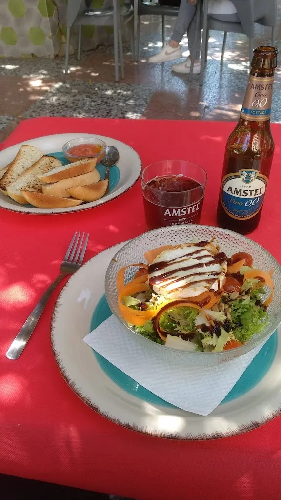 HUMPREY BOGART_Bar Glorieta_Alberic_recensione