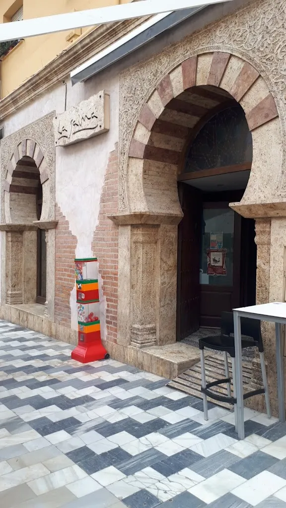 stephen courtney_Pub La jaima_Olula del Río_review