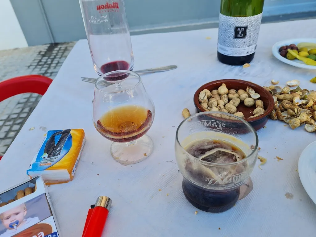 Federico Gonzalez Gimenez_M’Oasis Bar-Restaurant_Alberic_review