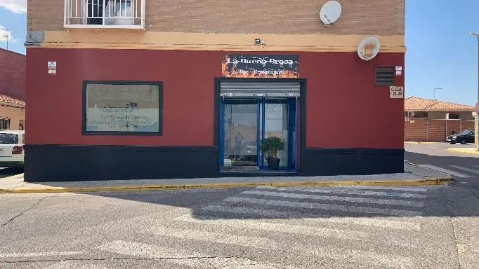 Bar restaurante La buena brasa restaurant in Yuncos