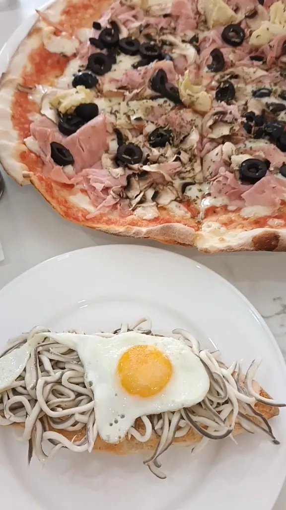 Pizzería Serrano_Olula del Río_slider_image_2