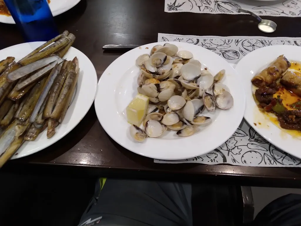 Cristi R Boha_Wok sol_Yuncos_review