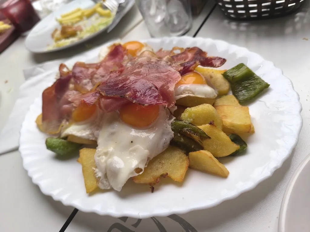 Maevi Britanic_Bar New Paraiso_Yuncos_recensione