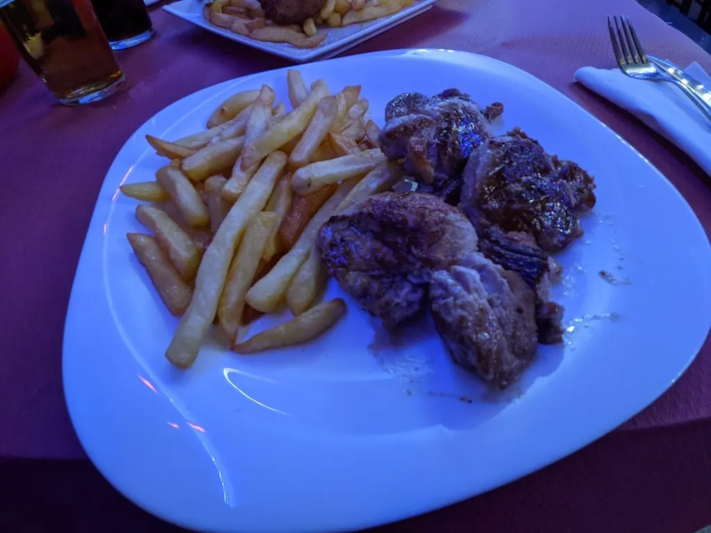 BarRestauranteCasaLinda_Yuncos_slider_image_3