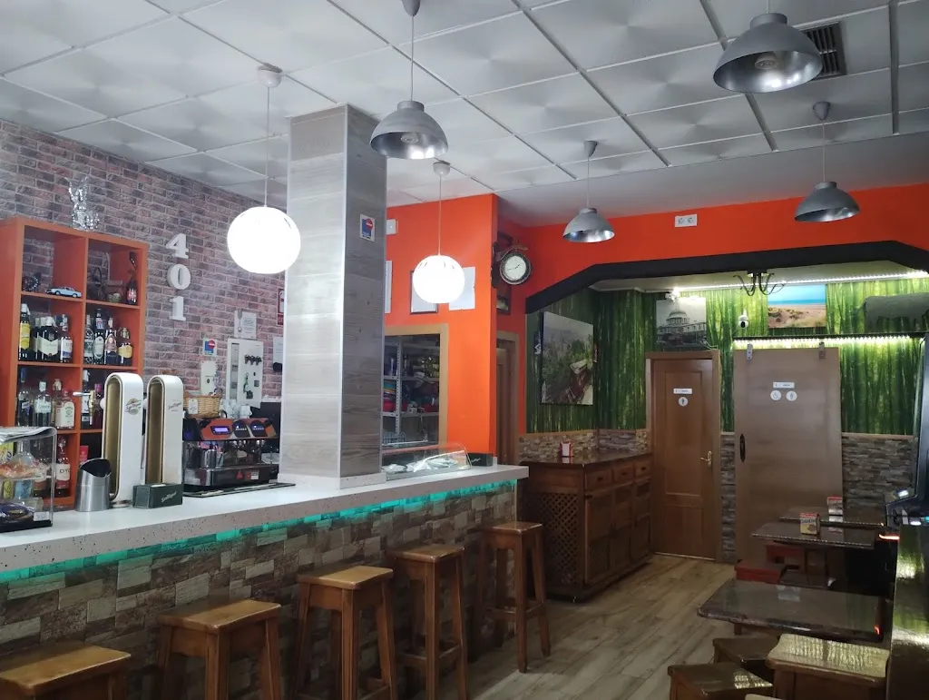 Cafe avenida N 401_Yuncos_slider_image_3