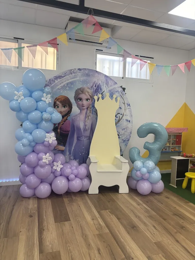 Bubbles and Glitter restaurant in Yuncos