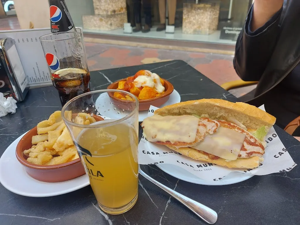 Rafa Giner_Bar restaurante La Dorada_Alcúdia de Crespins l_review