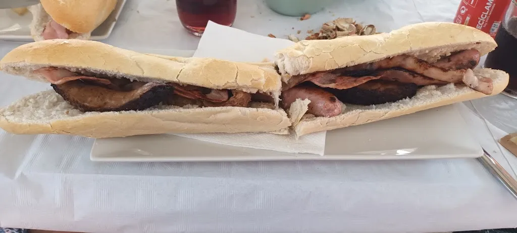 anti revistas pateticas!!! Company_Bar poliesportiu_Alcúdia de Crespins l_review