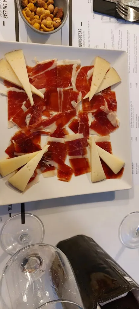 Salvador Fos_Jucar Tapería_Alcúdia de Crespins l_review