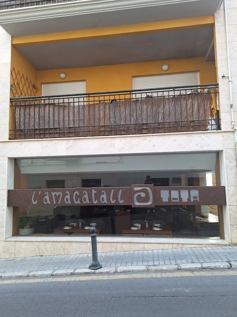 Maria Gemma Muñoz_L'Amagatall de Tota_Alcoy_review