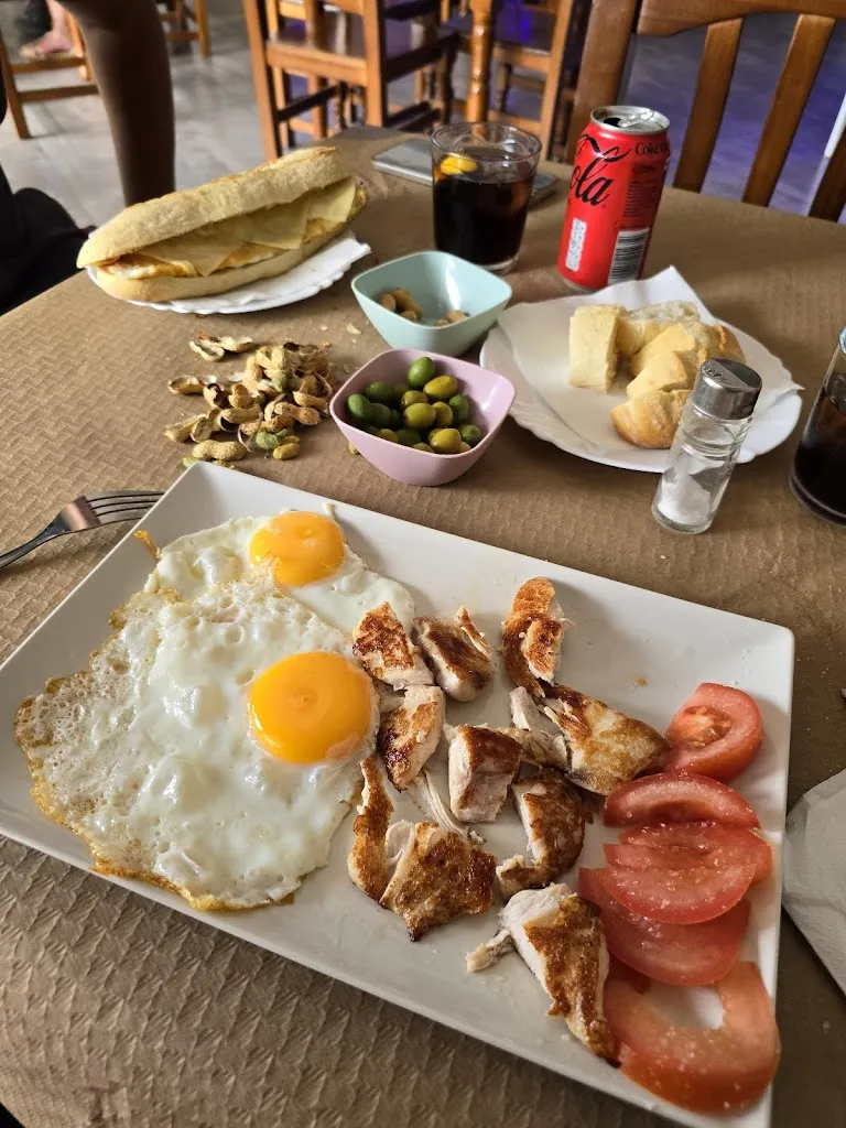 Casino Cultural Instructiu i Recreatiu_Alfara de la Baronia_slider_image_2