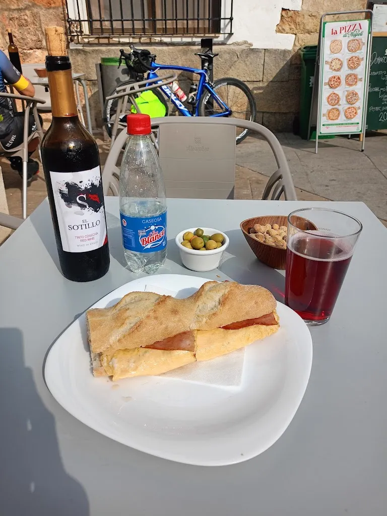 Vicente G.A._El Casino Gastrobar_Algar de Palancia_review