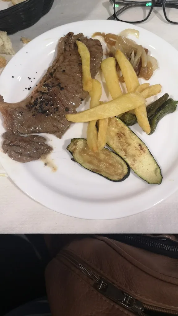 Emi E. R._Zafiro_Alcàsser_review