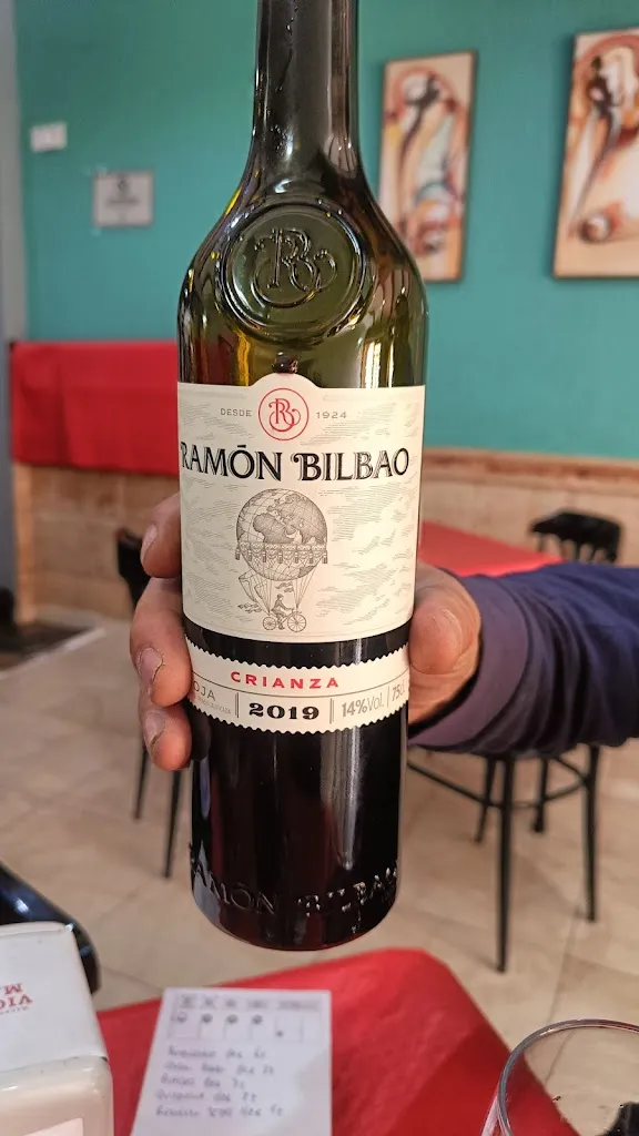 Barbuten Wachinaka_Taber City_Olula del Río_review