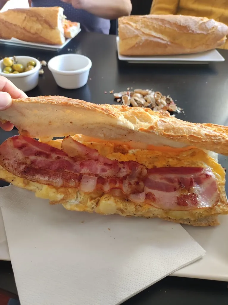 Xuso Magalló_la kaleta_Alcàsser_recensione