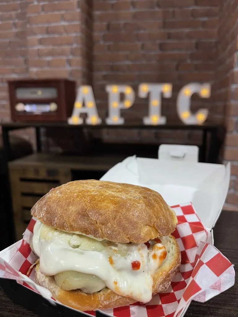 Menu_APTC Burger_Alcàsser_immagine_5