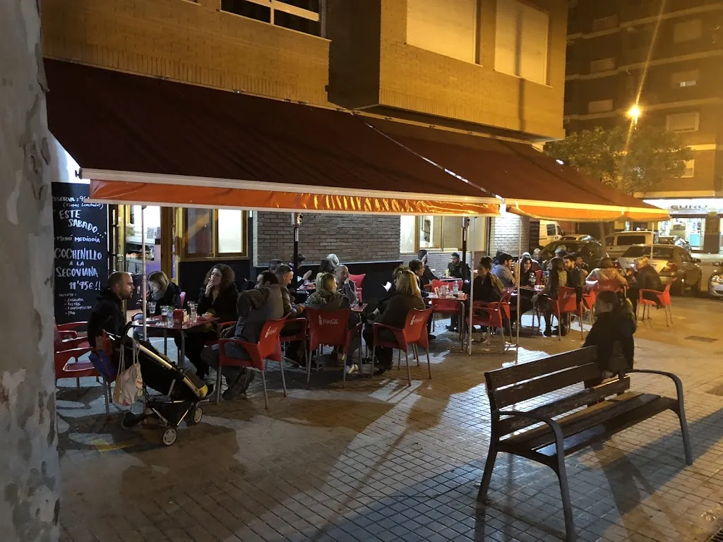 Tapa & Trago  restaurant in Aldaia