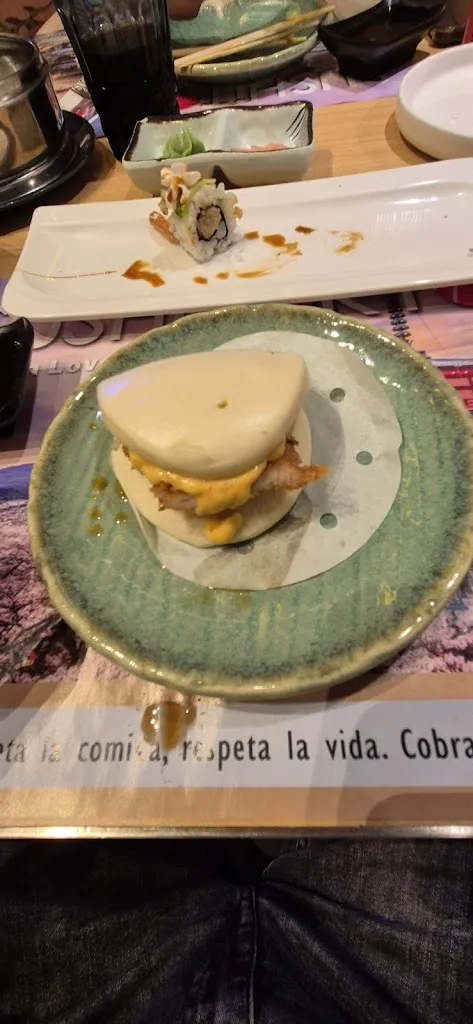 Certified Bruh Moment_SushiTokyo Bonaire_Aldaia_review