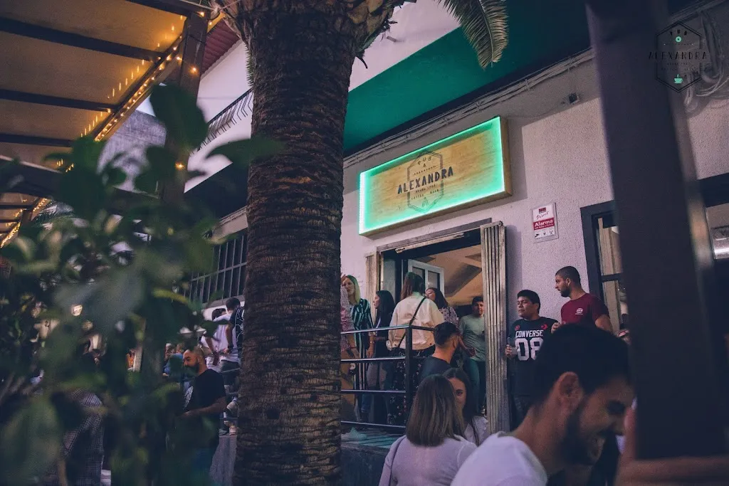 Alexandra Coffee_Olula del Río_slider_image_3