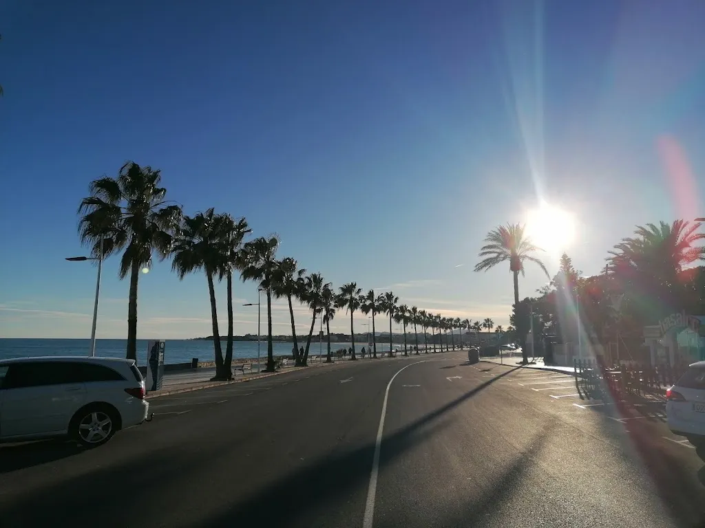 Brian Bennett_TABÚ_Alcocéber_review