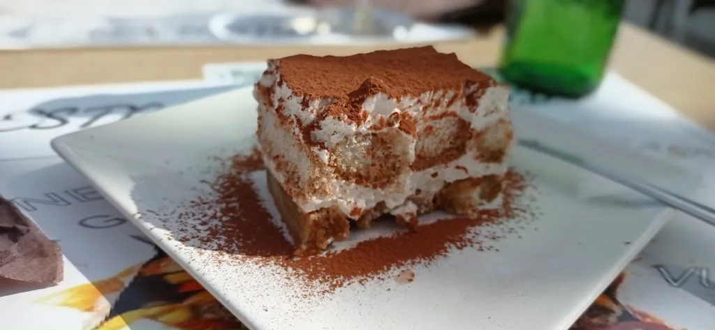 ANTONIO HERNANDEZ_TABÚ_Alcocéber_review