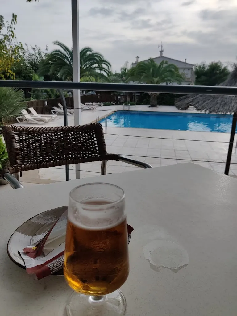 Kathy Hondeghem_Abrasador La Taula d'Irta_Alcocéber_review