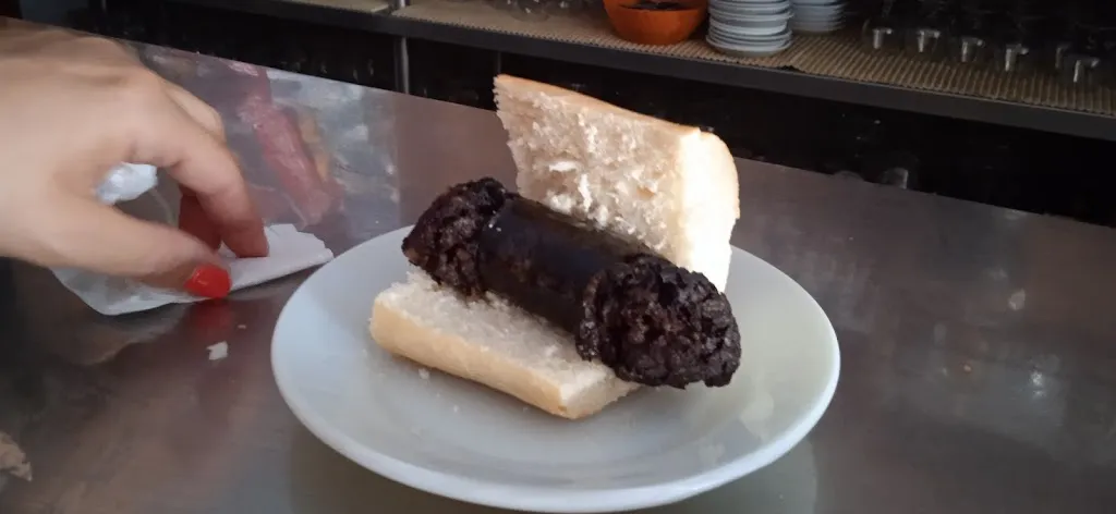 ARMANDO GARCÍA_Bar Gines_Olula del Río_recensione