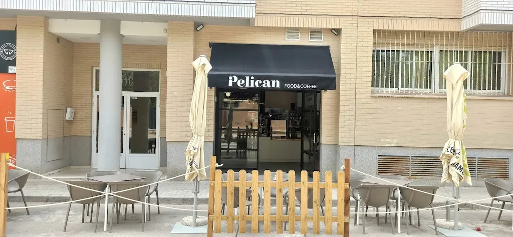 Bar Pelican restaurant in Alfara del Patriarca