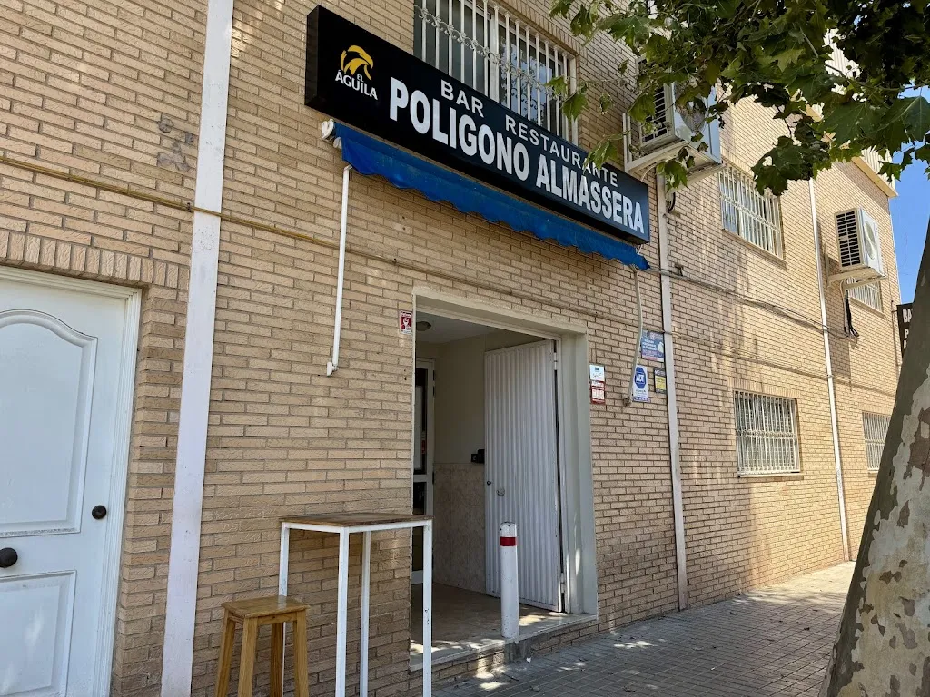 Roberto Diez Exposito_Bar Poligono Almácera_Almàssera_review