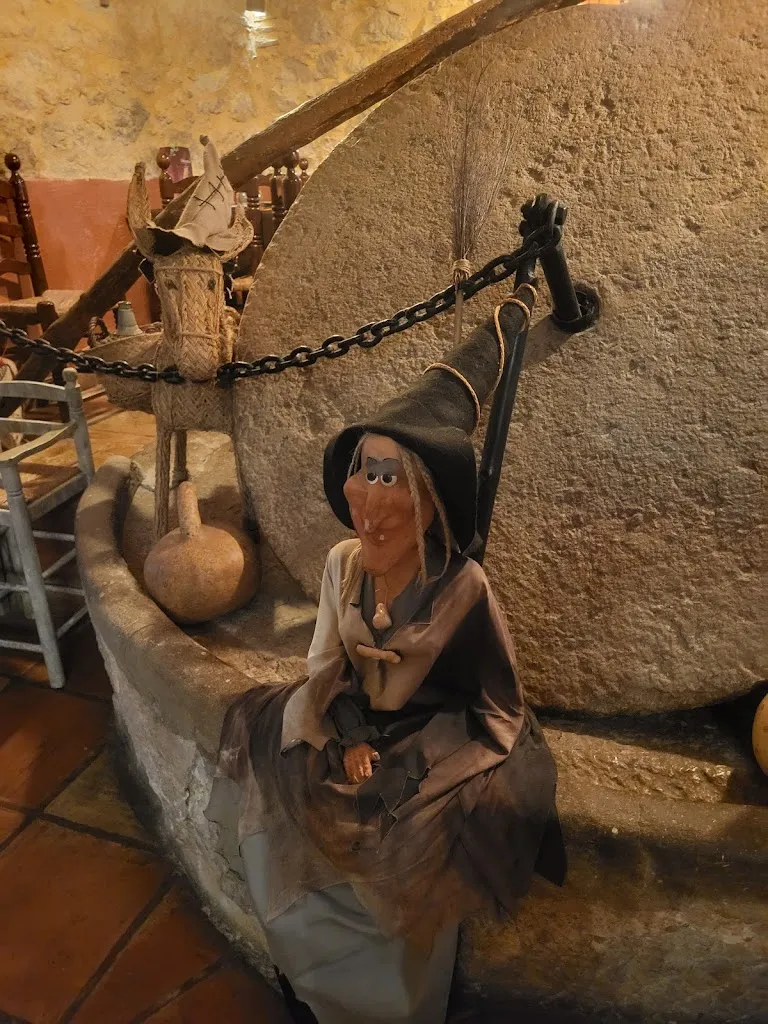 Martin J_L'Almássera_Almàssera_review