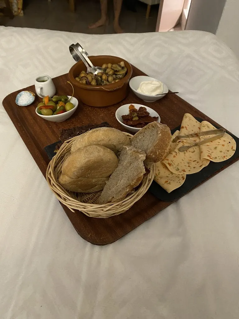 James Carter_L'Almàssera Casa Rural & Restaurant_Almàssera_review