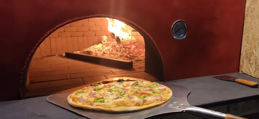 SERVERPIZZA_Almiserà_slider_image_2