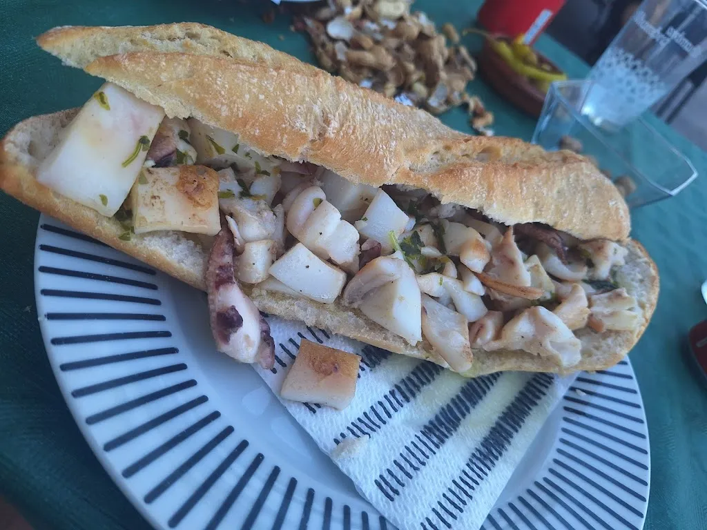 Bar Juvenil Almoines_Almoines_slider_image_3