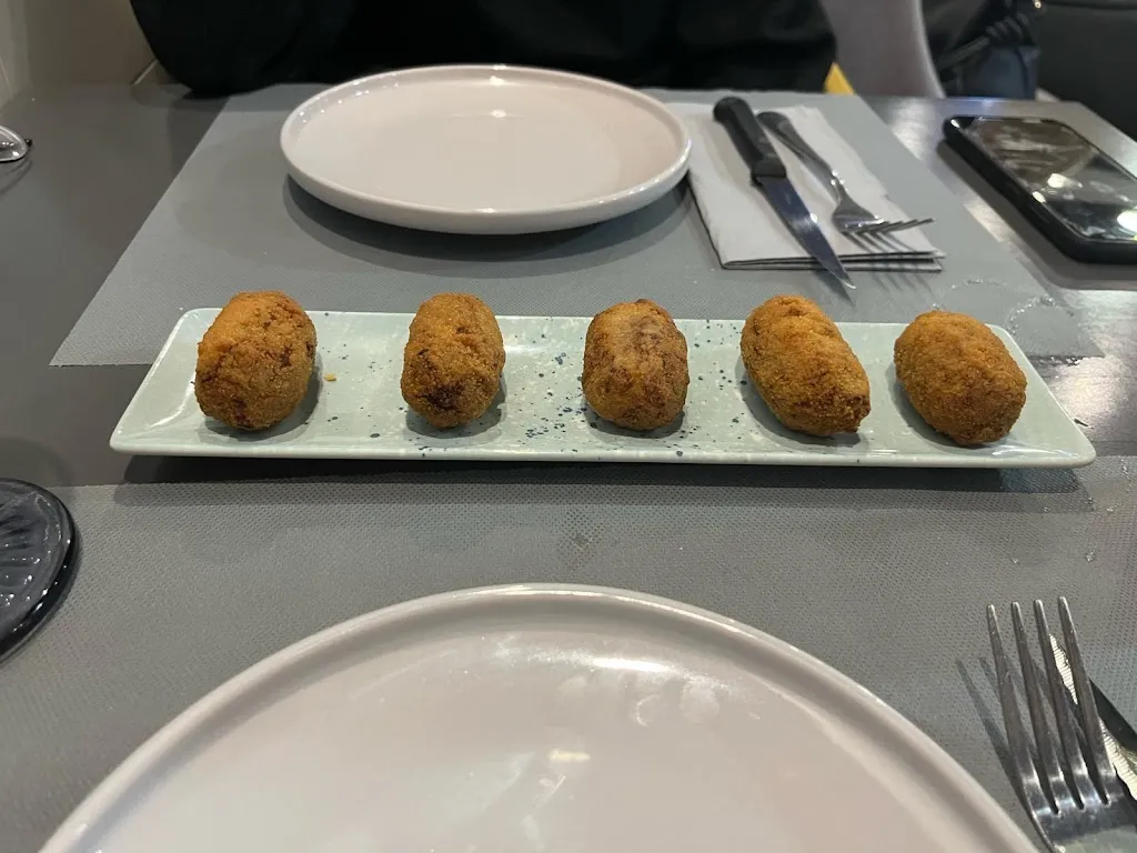 Laura Bernabeu Garcia_La Litsa_Alginet_recensione