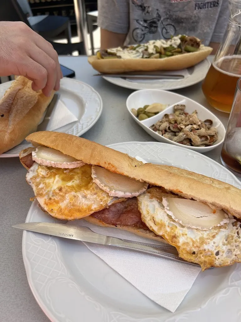 rosamari nadal_Bar Cafeteria La Palmera_Alginet_review