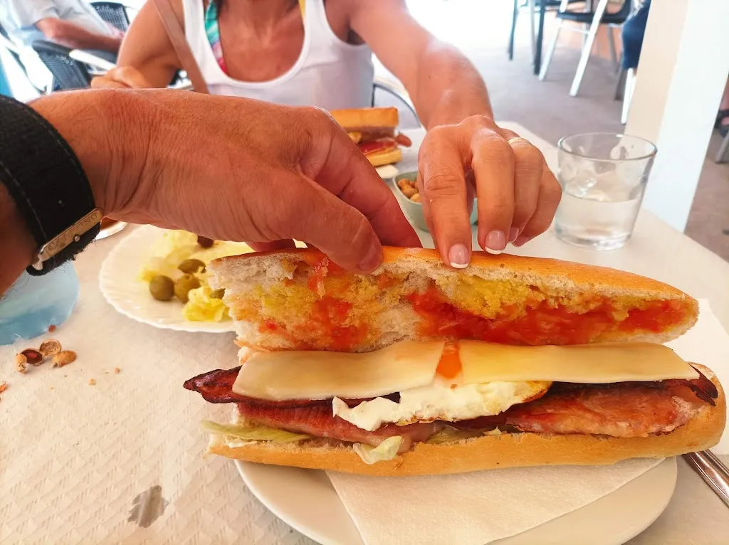 Canelo_Bar Restaurant 