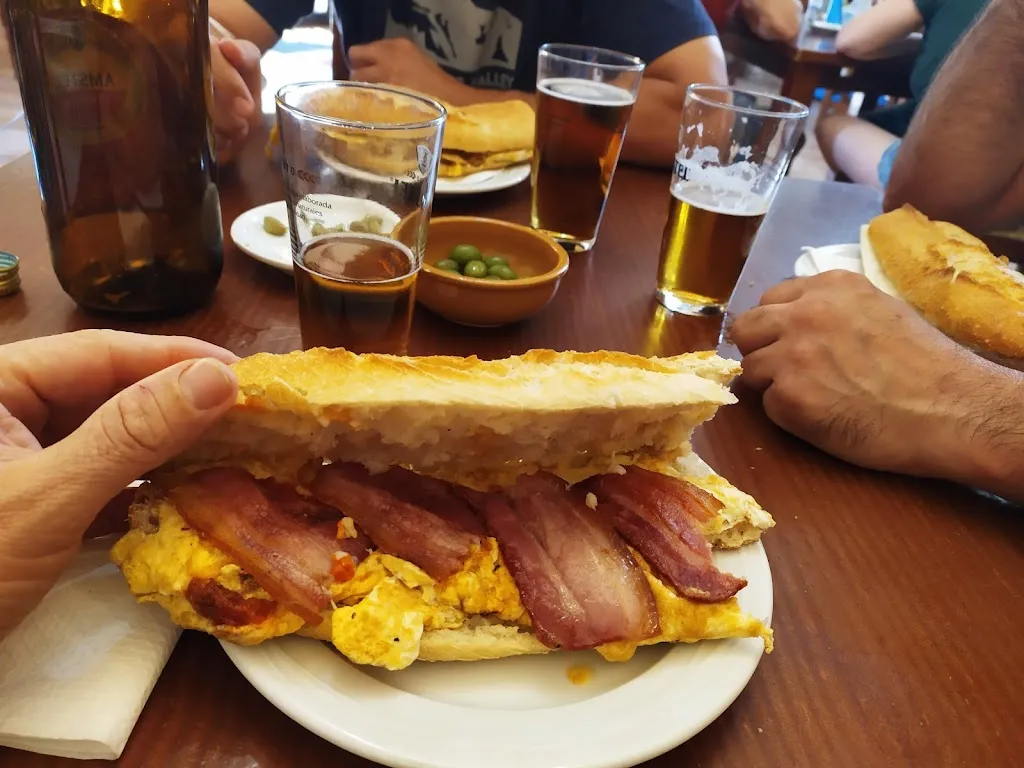 Menu_Restaurante Victoria_Alpuente_image_4