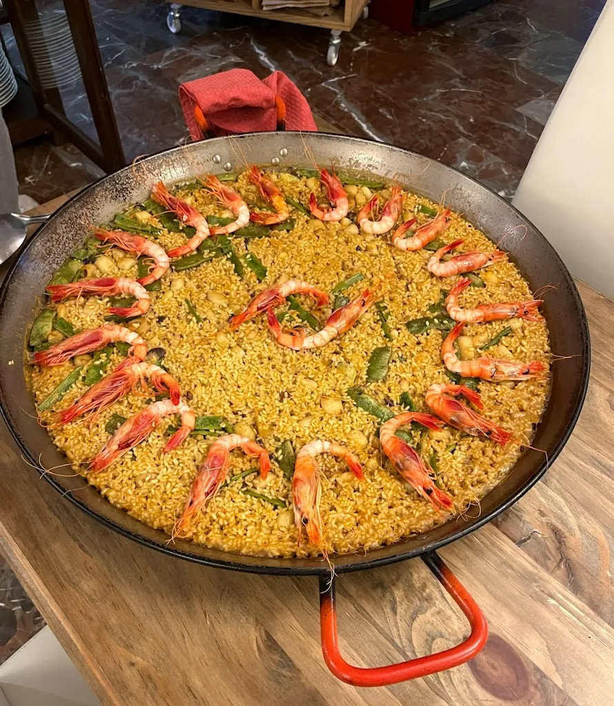 Şule Demir_Restaurante Días De Vino Y Rosas_Almussafes_review