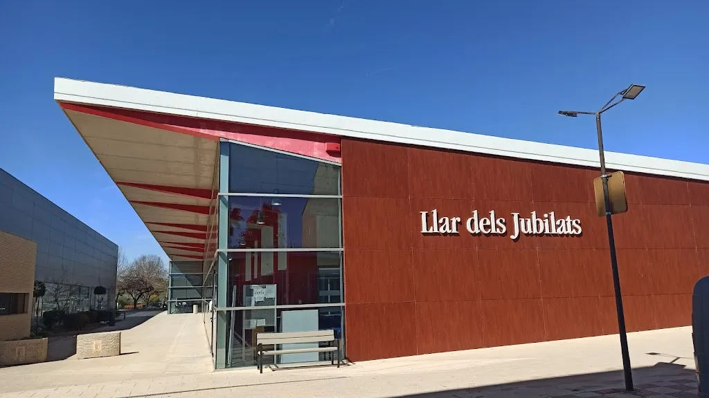 Llar dels Jubilats restaurant in Almussafes