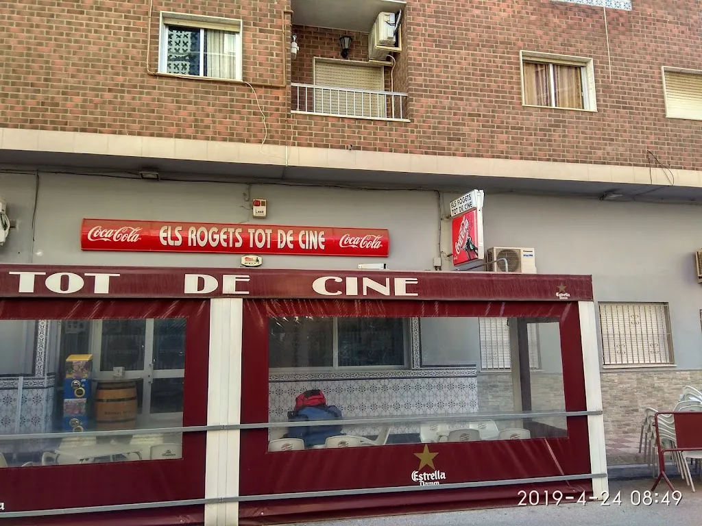 Bar Els Rogets Tot De Cine_Almussafes_slider_image_1