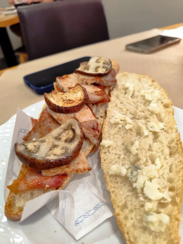 Samuel N_Buenavista_Algemesí_review