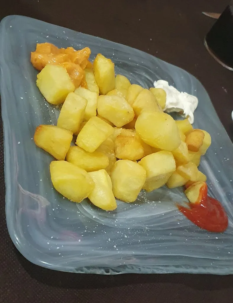 Mayte Puchal_Bar 9_Algemesí_recensione