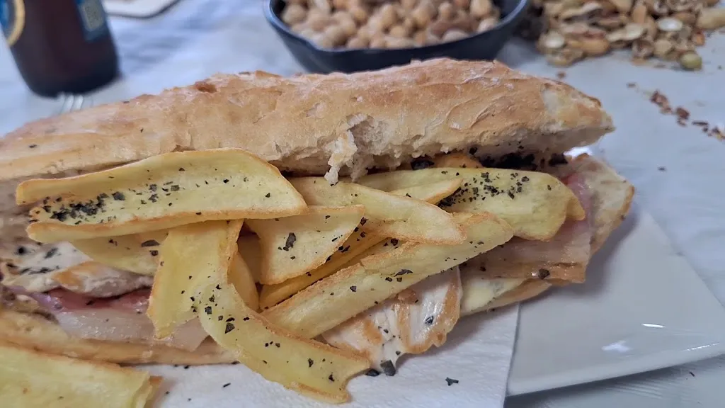 L'Encontre Bar&Cafeteria_Algemesí_slider_image_2