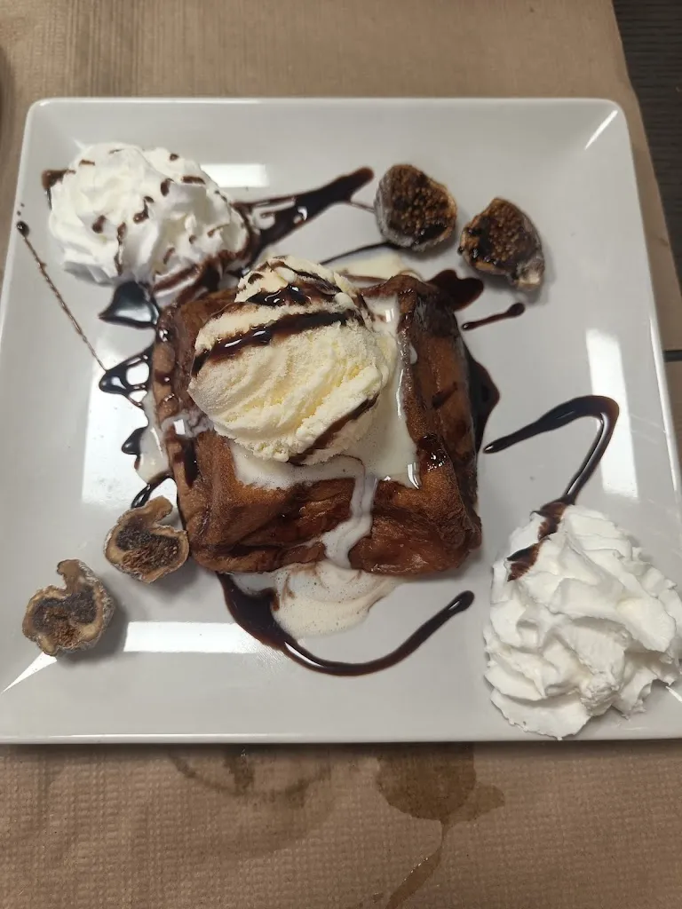 Kim Toumi_MIRANDA'S Resto-Bar_Algemesí_review