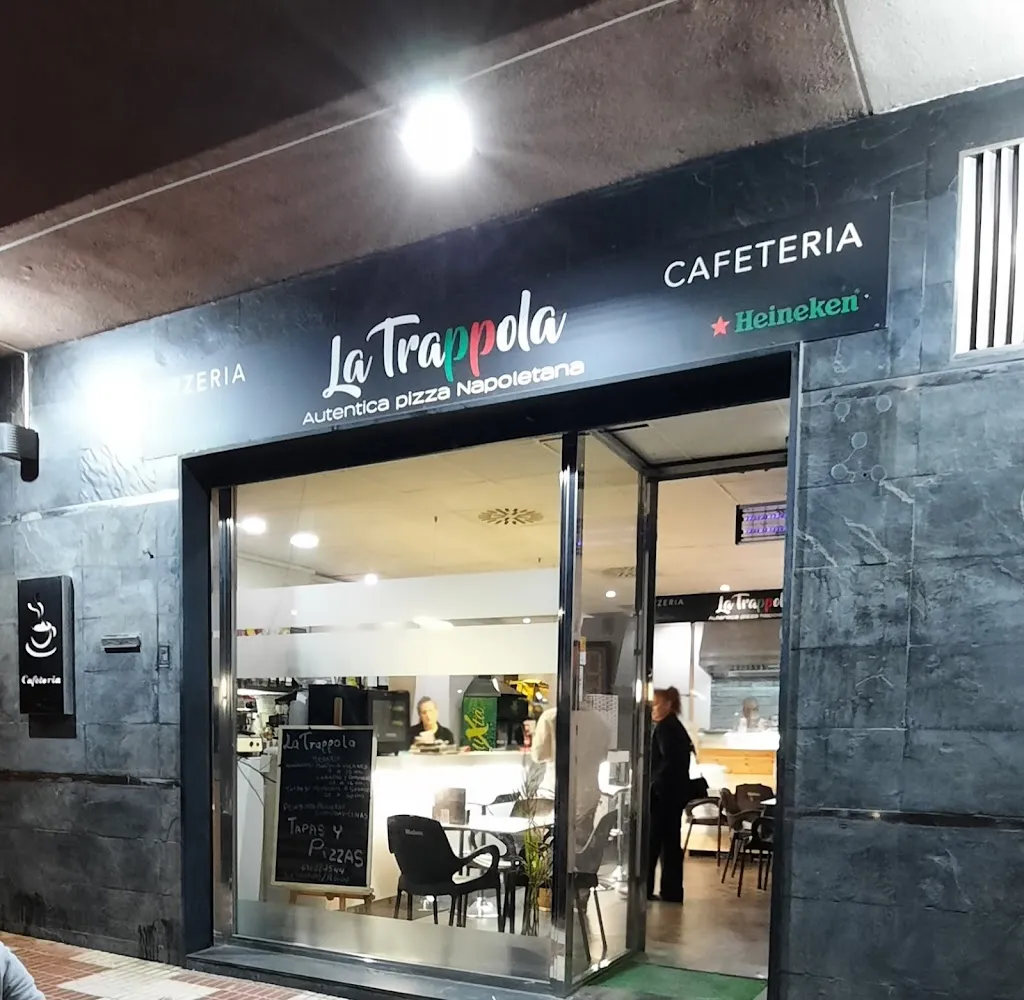 Pizza & Tapas La Trappola restaurant in Algemesí